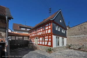 View from the courtyard. You can use our parking lots after talking to us.
